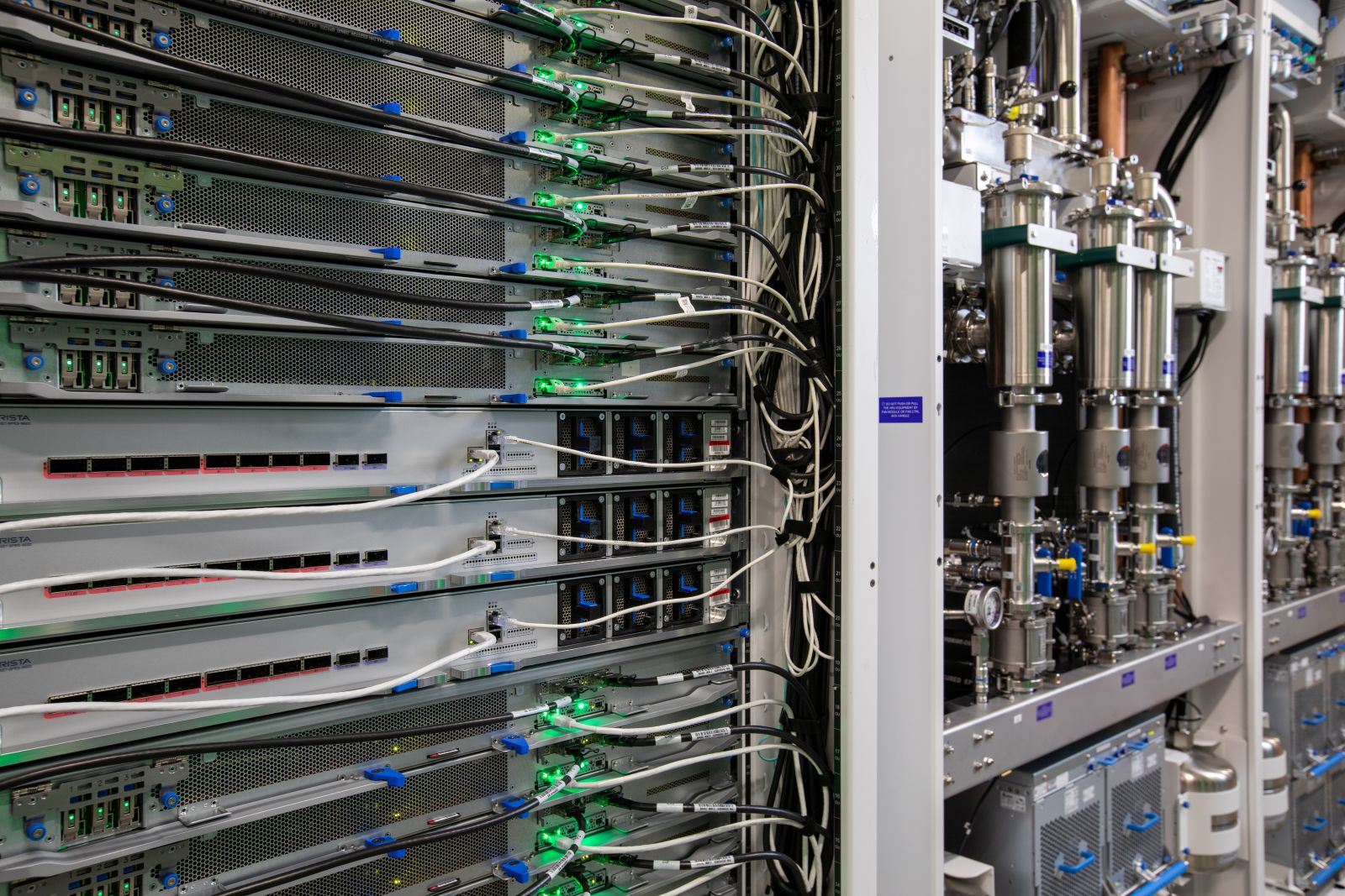 Azure Maia 300 system — Picture from blogs.microsoft.com